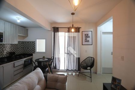 Sala/Cozinha de apartamento à venda com 2 quartos, 48m² em Fátima, Canoas