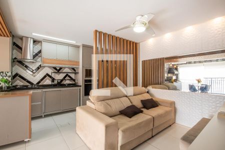 Sala de apartamento à venda com 2 quartos, 62m² em Continental, Osasco