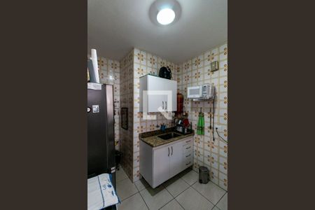 Cozinha de apartamento à venda com 2 quartos, 80m² em Cidade Nova, Belo Horizonte