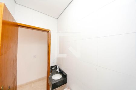 Banheiro de apartamento para alugar com 1 quarto, 44m² em Jardim Cinco de Julho, São Paulo