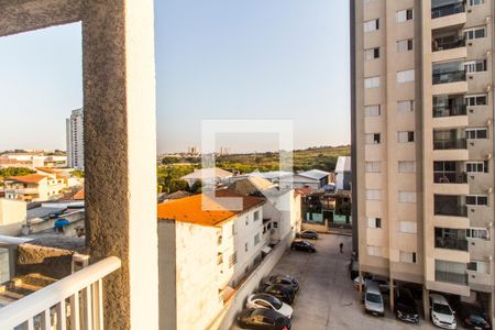 Vista da Sala de apartamento para alugar com 2 quartos, 66m² em Jardim Iracema/aldeia, Barueri