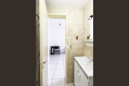 Banheiro de kitnet/studio para alugar com 1 quarto, 38m² em Rio Branco, São Leopoldo