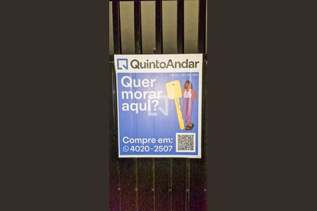 Placa de casa à venda com 2 quartos, 70m² em Vila Carmosina, São Paulo