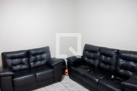 sala de casa à venda com 4 quartos, 200m² em Quitaúna, Osasco