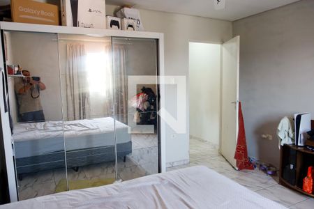 Quarto 2 de casa à venda com 4 quartos, 200m² em Quitaúna, Osasco