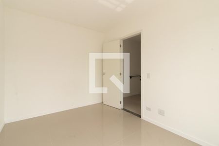 Quarto 1 de casa para alugar com 2 quartos, 67m² em Jardim Petrópolis, Cotia