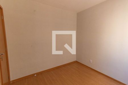 Quarto 1 de apartamento para alugar com 2 quartos, 47m² em Vila Lage, São Gonçalo