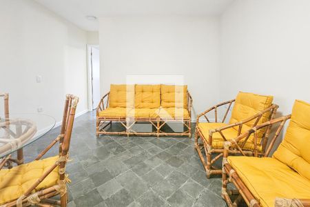 Sala de apartamento para alugar com 1 quarto, 50m² em Jardim Tres Marias, Guarujá