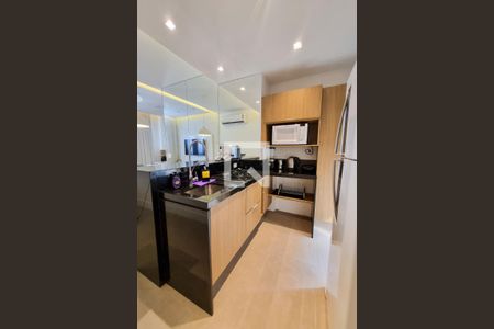 Cozinha de kitnet/studio à venda com 1 quarto, 30m² em Leblon, Rio de Janeiro