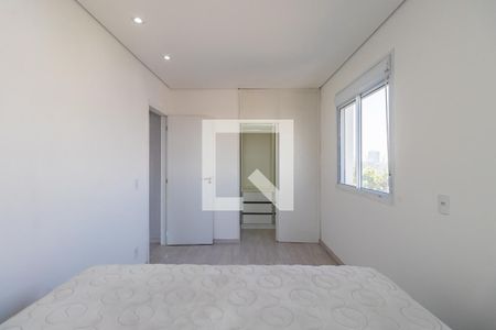 Quarto 1 de apartamento para alugar com 1 quarto, 42m² em Jardim Tupanci, Barueri