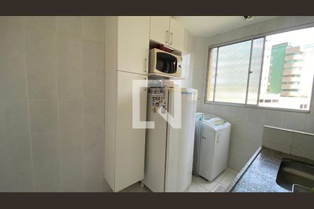 Cozinha de apartamento para alugar com 3 quartos, 55m² em Buritis, Belo Horizonte