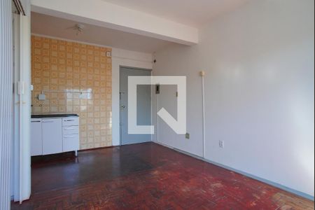 Sala  de kitnet/studio à venda com 1 quarto, 37m² em Jardim Leopoldina, Porto Alegre