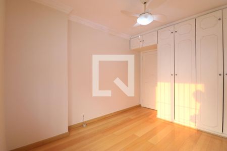 Quarto 1 de apartamento à venda com 3 quartos, 84m² em Vila Pompéia, São Paulo