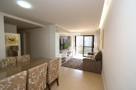 Sala de apartamento para alugar com 3 quartos, 76m² em Vila Campo Grande, São Paulo