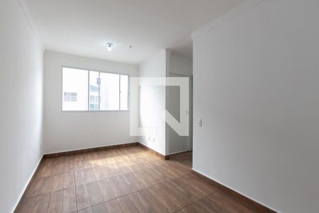 Sala de apartamento para alugar com 2 quartos, 39m² em Fazenda Caguaçu, São Paulo