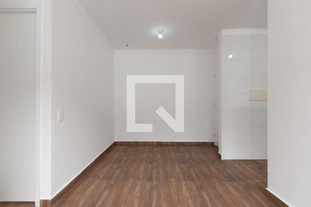 Sala de apartamento para alugar com 2 quartos, 39m² em Fazenda Caguaçu, São Paulo