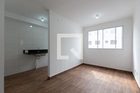 Sala de apartamento para alugar com 2 quartos, 39m² em Fazenda Caguaçu, São Paulo