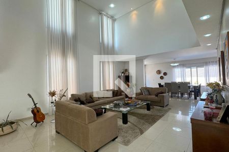 Sala de casa de condomínio para alugar com 4 quartos, 356m² em Alphaville, Santana de Parnaíba