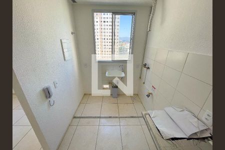 Cozinha de apartamento à venda com 2 quartos, 50m² em Cidade Industrial, Contagem