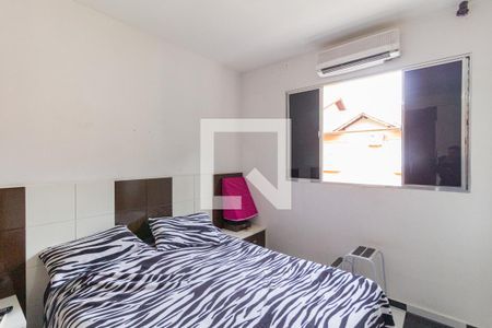 Quarto 1 de casa de condomínio à venda com 2 quartos, 85m² em Vila Yolanda, Osasco