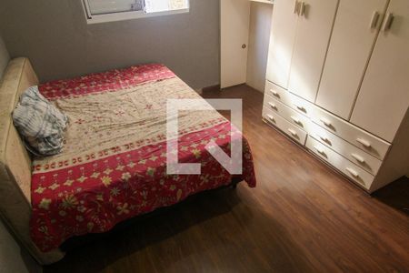 Quarto 1 de casa à venda com 3 quartos, 300m² em Jardim Iva, São Paulo