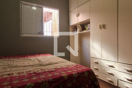 Quarto 1 de casa à venda com 3 quartos, 300m² em Jardim Iva, São Paulo