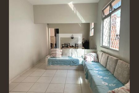 sala de casa à venda com 4 quartos, 167m² em Carlos Prates, Belo Horizonte