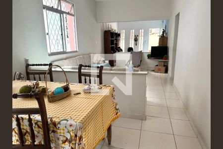 sala de casa à venda com 4 quartos, 167m² em Carlos Prates, Belo Horizonte