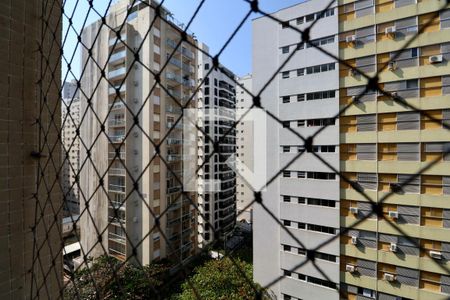 Vista de apartamento para alugar com 4 quartos, 150m² em Barra Funda, Guarujá