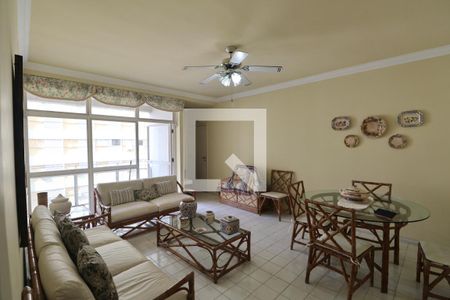 Sala de apartamento para alugar com 4 quartos, 150m² em Barra Funda, Guarujá