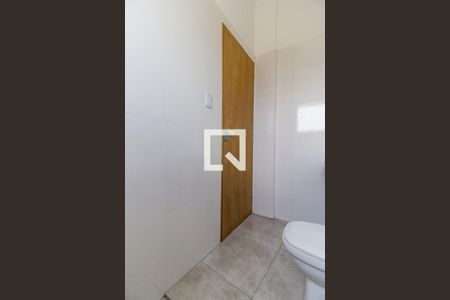 Banheiro de kitnet/studio para alugar com 1 quarto, 19m² em Cidade Ariston Estela Azevedo, Barueri