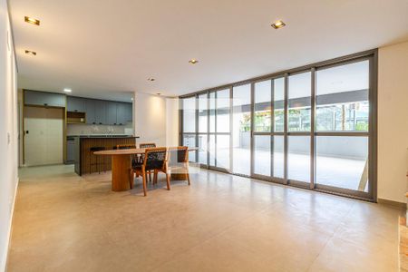 Sala de apartamento à venda com 3 quartos, 245m² em Sumaré, São Paulo