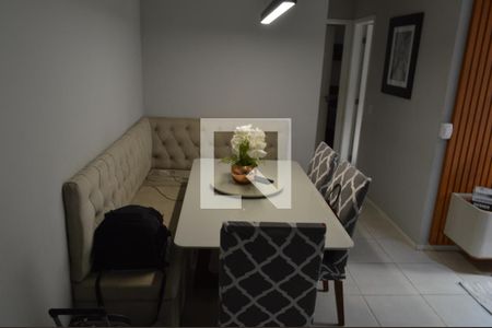 Sala de apartamento para alugar com 2 quartos, 59m² em Taquara, Rio de Janeiro