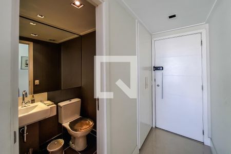 entrada lavabo de apartamento à venda com 3 quartos, 130m² em Ipiranga, São Paulo