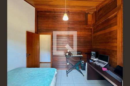 Quarto de casa de condomínio à venda com 3 quartos, 105m² em Retiro do Chalé, Brumadinho