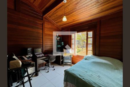 Quarto de casa de condomínio à venda com 3 quartos, 105m² em Retiro do Chalé, Brumadinho