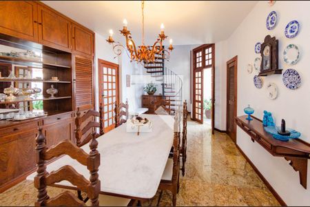 Sala de jantar de casa à venda com 6 quartos, 290m² em Padre Eustáquio, Belo Horizonte