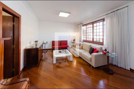 Sala de casa à venda com 6 quartos, 290m² em Padre Eustáquio, Belo Horizonte