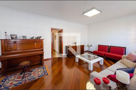 Sala de casa à venda com 6 quartos, 290m² em Padre Eustáquio, Belo Horizonte