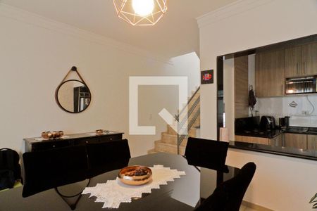 Sala de casa à venda com 3 quartos, 145m² em Vila Romero, São Paulo