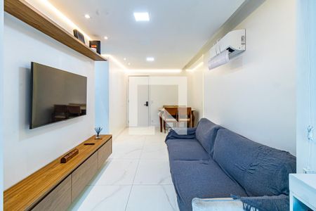 Sala de apartamento à venda com 2 quartos, 60m² em Ferreira, São Paulo