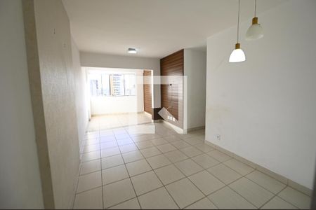 Sala de apartamento para alugar com 3 quartos, 74m² em Setor Bueno, Goiânia