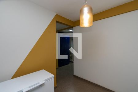 Sala de casa para alugar com 5 quartos, 200m² em Jardim Prainha, São Paulo