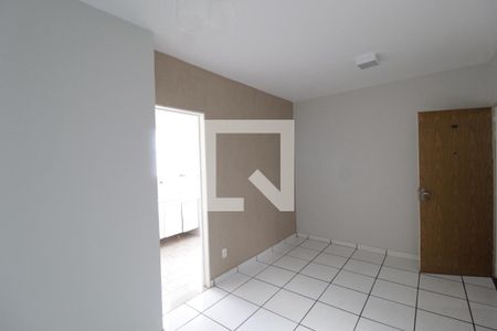 Sala de apartamento para alugar com 3 quartos, 53m² em Santa Mônica, Uberlândia