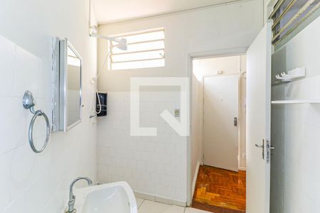 Banheiro de apartamento à venda com 1 quarto, 48m² em Santo Amaro, São Paulo