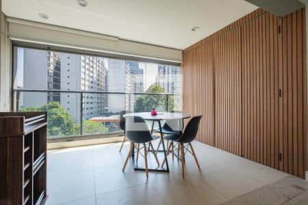 Sala/Cozinha de apartamento para alugar com 2 quartos, 71m² em Jardim America, São Paulo