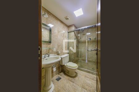 Apartamento à venda com 121m², 4 quartos e 2 vagas Apartamento à venda com 121m², 4 quartos e 2 vagasBanheiro Social