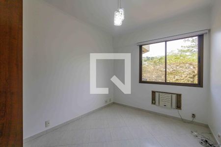 Apartamento à venda com 121m², 4 quartos e 2 vagas Apartamento à venda com 121m², 4 quartos e 2 vagasQuarto 3