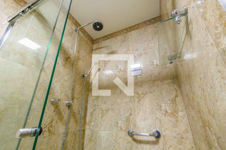 Apartamento à venda com 121m², 4 quartos e 2 vagas Apartamento à venda com 121m², 4 quartos e 2 vagasBanheiro Social