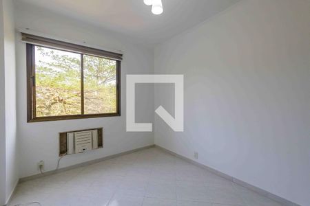 Apartamento à venda com 121m², 4 quartos e 2 vagas Apartamento à venda com 121m², 4 quartos e 2 vagasQuarto 2